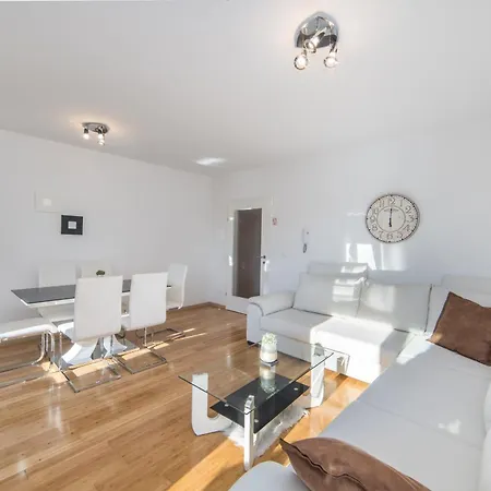 Crystal Apartman Makarska